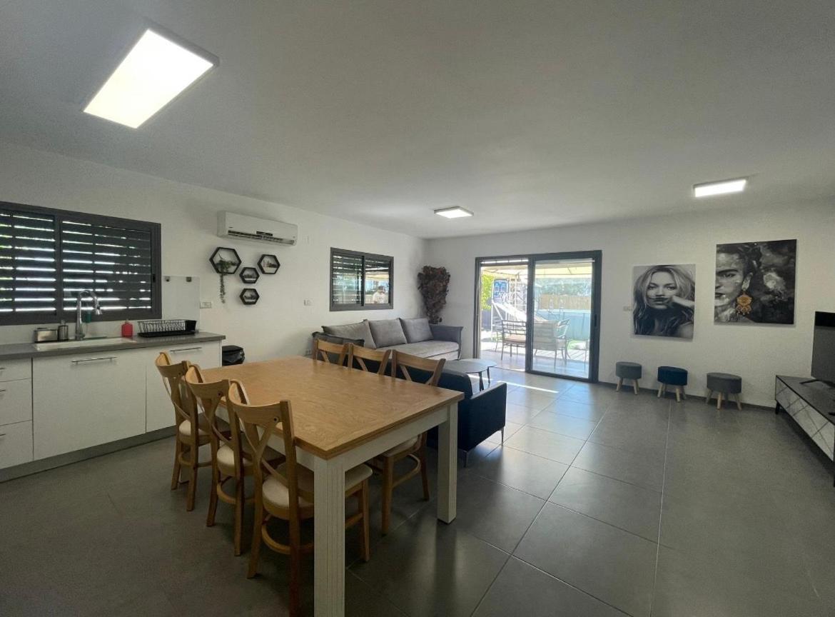 סוויטת עלית בריכה מחוממת Villa Poriyya Eksteriør bilde